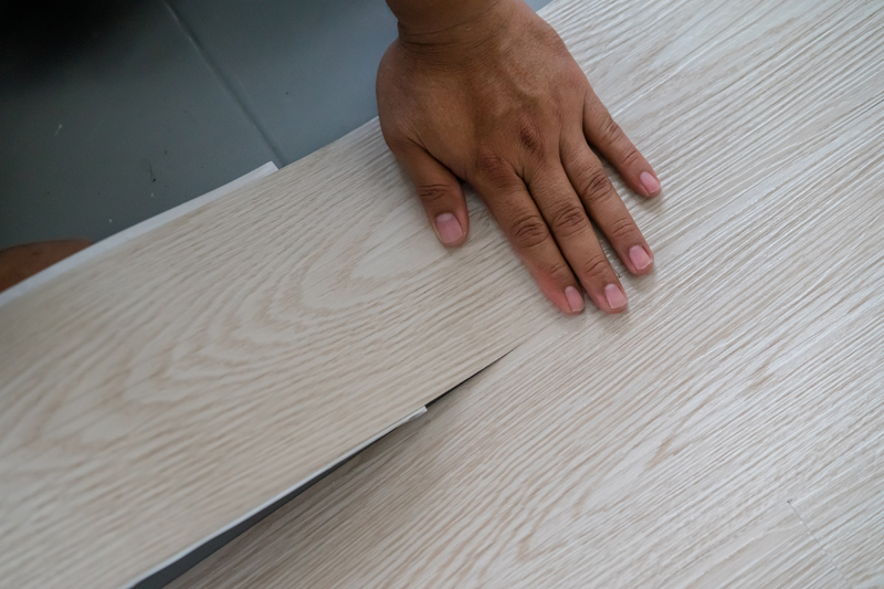 Why Choose Resilient Timber Floor? &amp; How to Protect Timber Floor Against Weight?